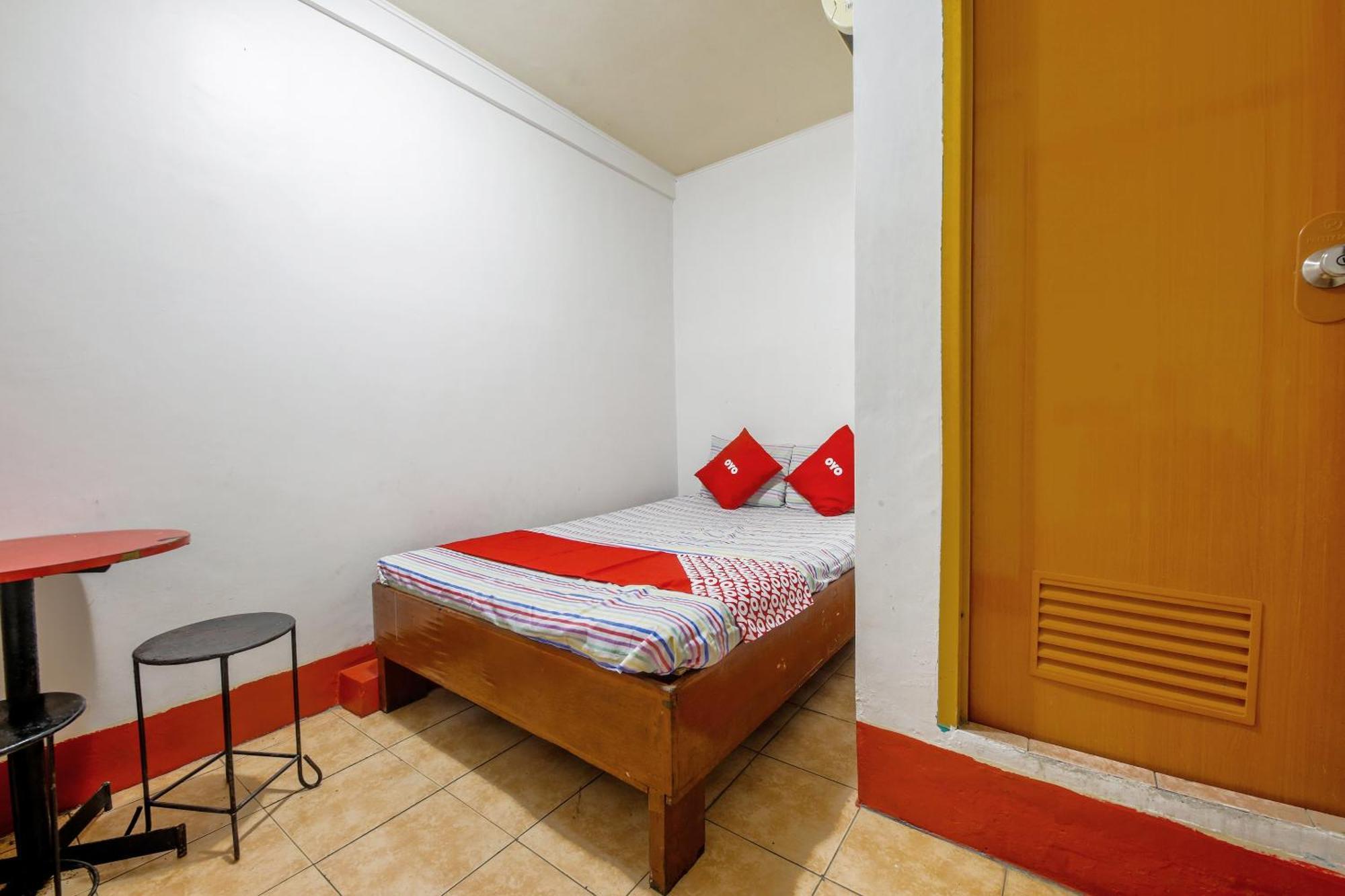 Busline Apartelle Quezon City Exterior photo