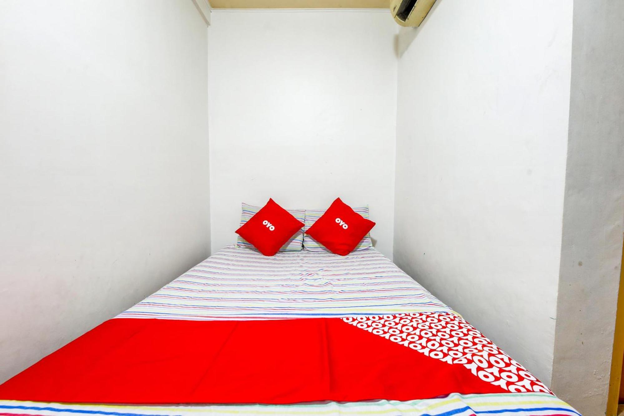Busline Apartelle Quezon City Exterior photo