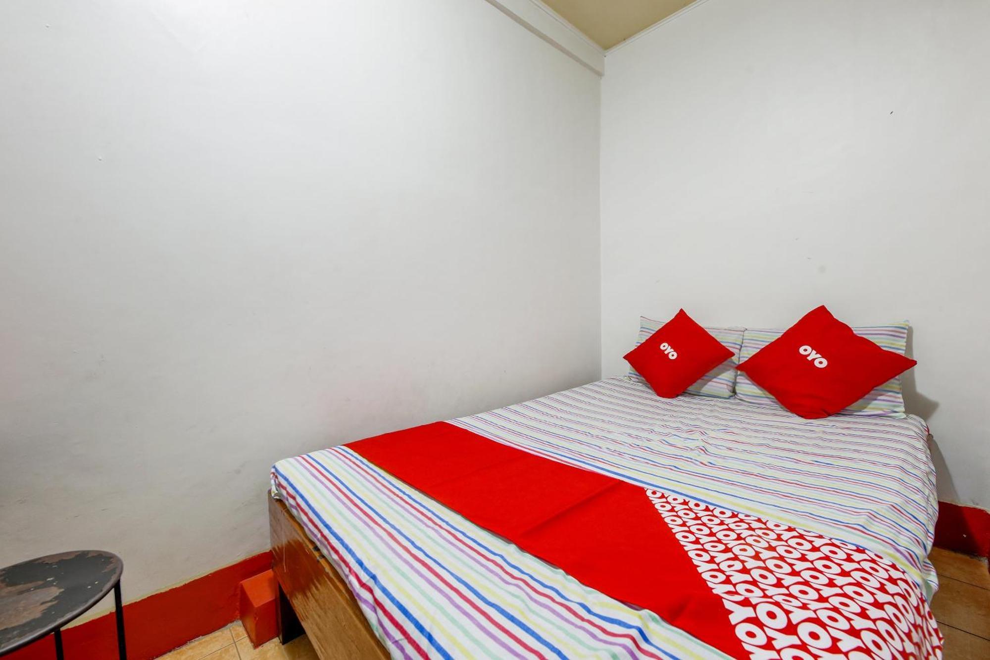 Busline Apartelle Quezon City Exterior photo