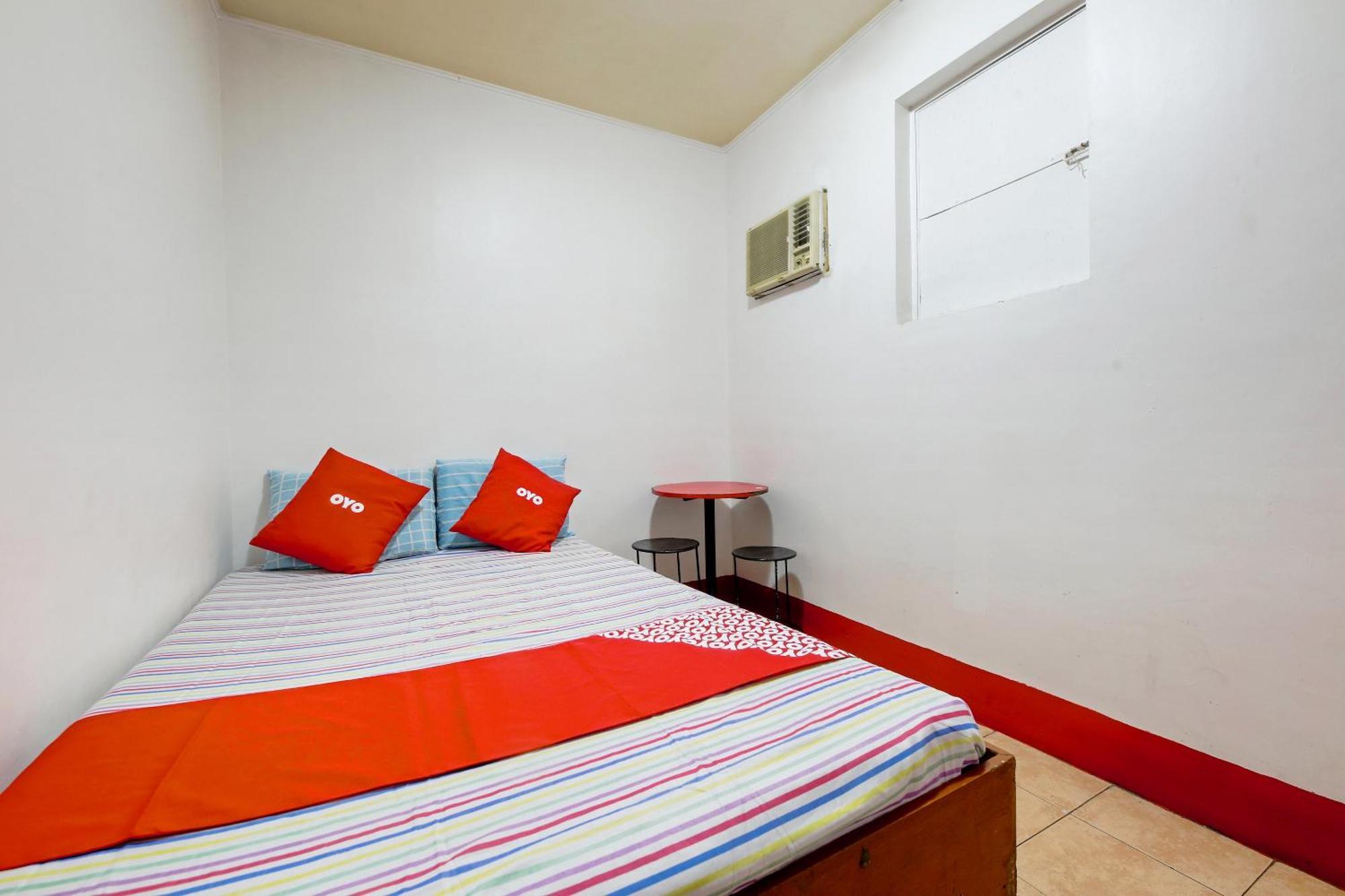 Busline Apartelle Quezon City Exterior photo
